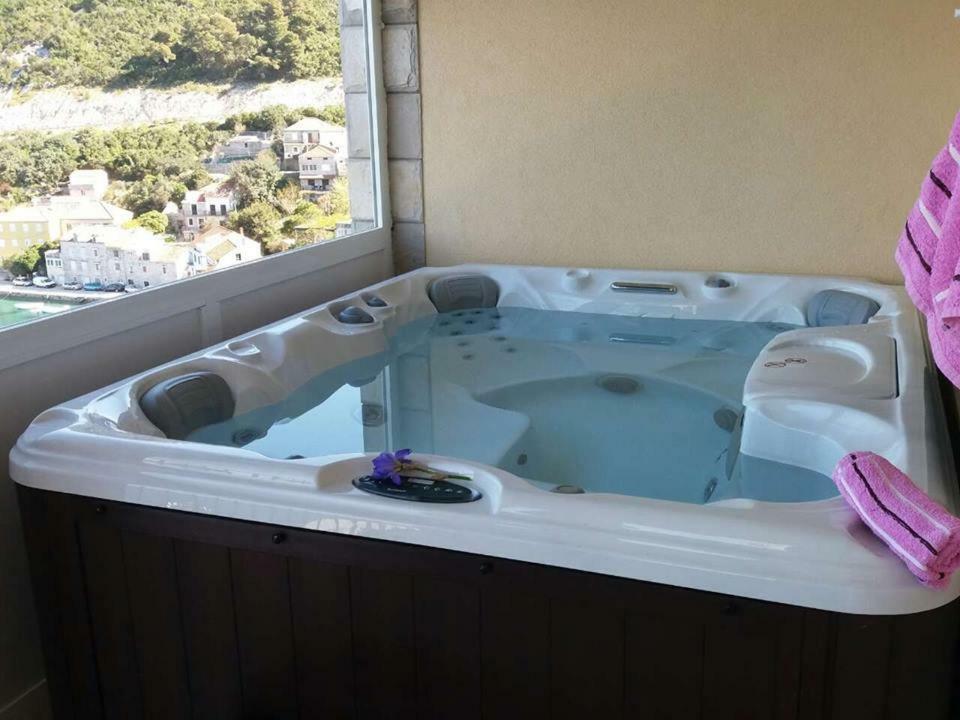 Adriatic - Apartment With Jacuzzi Sobra Extérieur photo